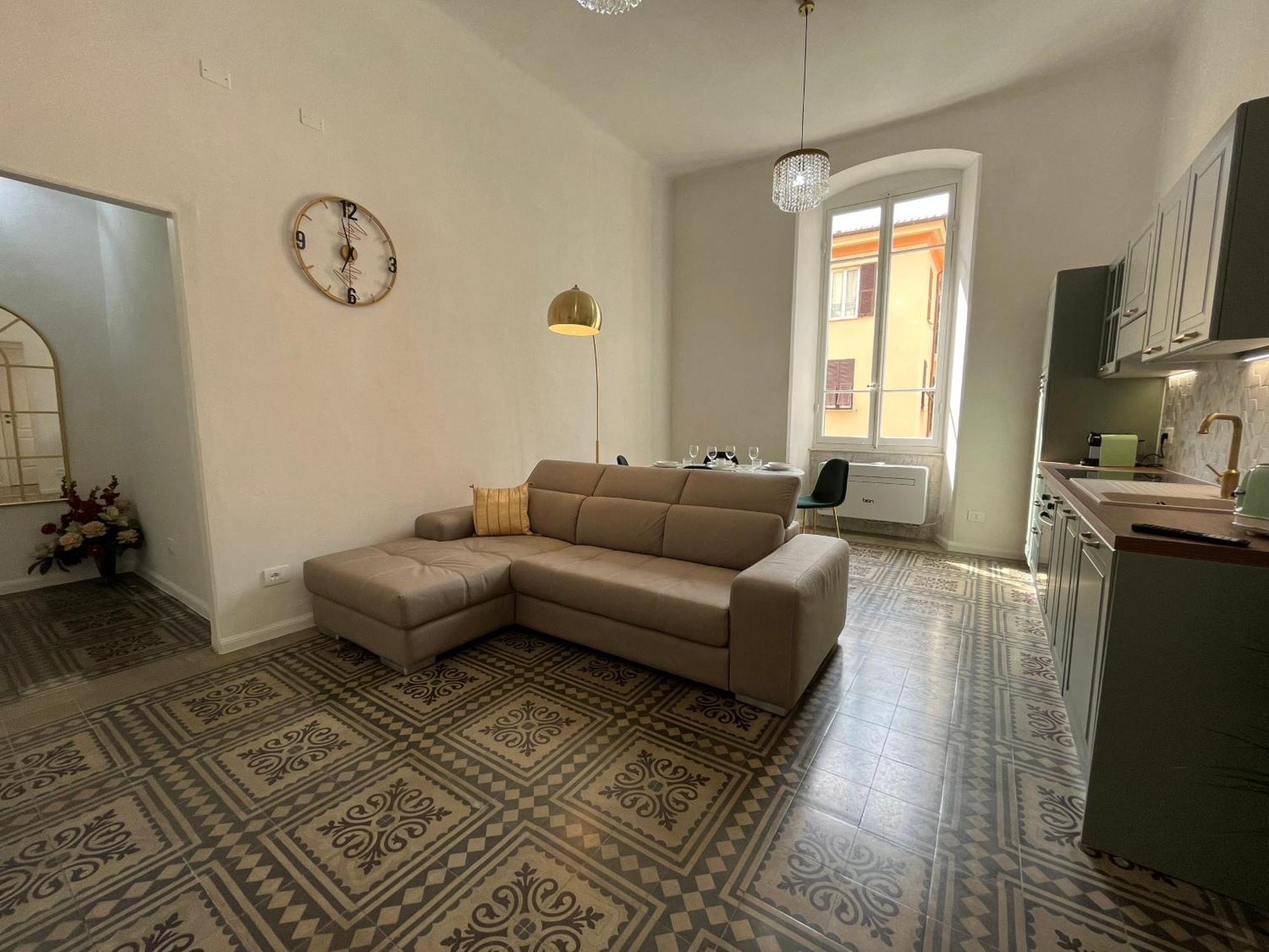 Ca Nell'Umbertino - A 150 Mt Dalla Stazione لا سبيتسْيا المظهر الخارجي الصورة